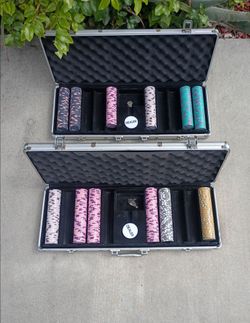 Poker Chips in Carry Cases with Keys Excellent Condition