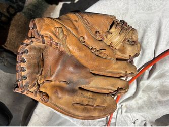 Vintage Ted Williams baseball glove 1632