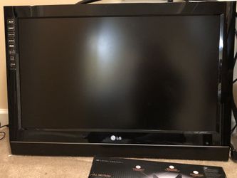 32 inch LG Flat Screen with motion mount! T.V works great!
