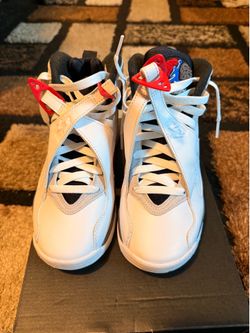 Air Jordan Bugs Bunny 8s