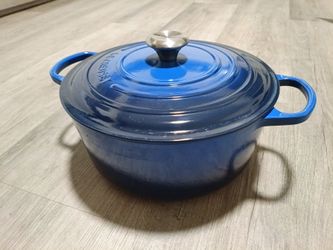 Le Creuset Dutch Oven 7.25qt, Brand New, Retail $480 plus tax, asking 220