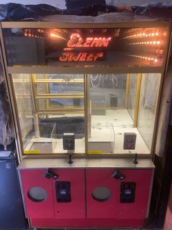 Clean Sweep Claw Machine