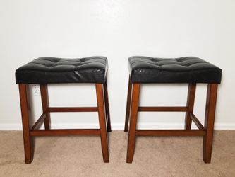 2 Very Nice Espresso Dark Brown Pub Height Stools