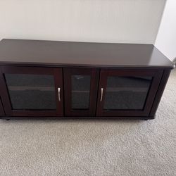 Brown/mahogany Entertainment Center/TV Stand