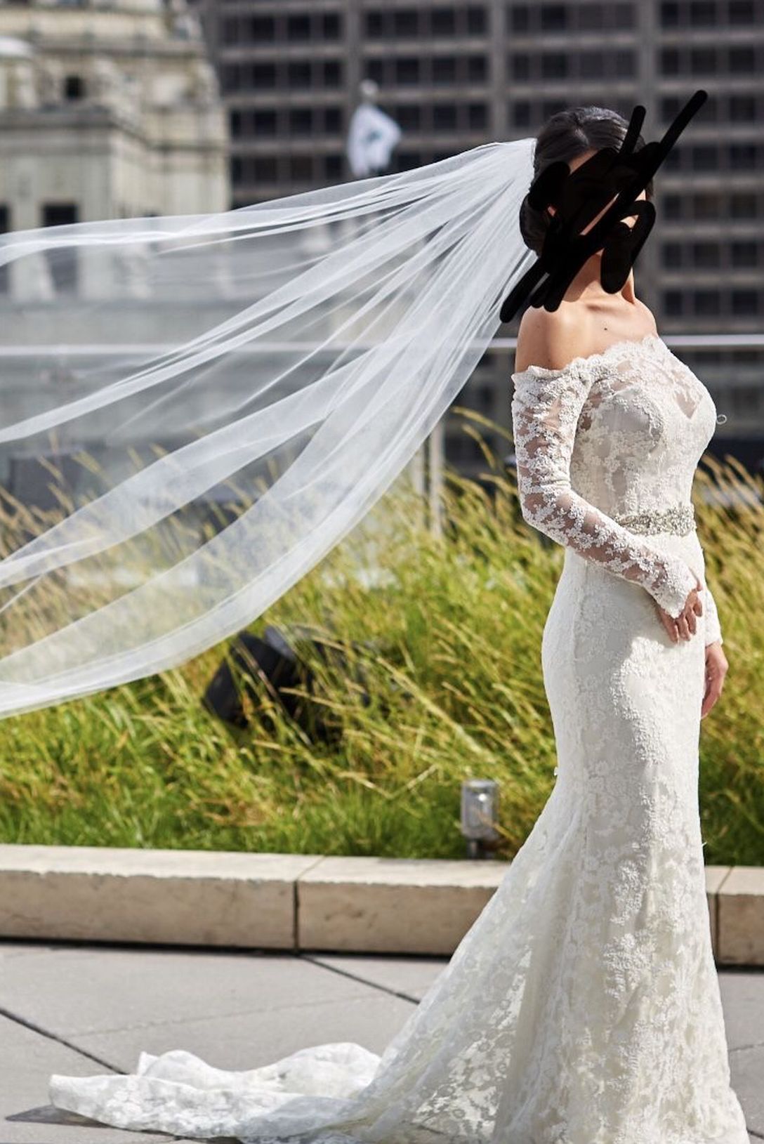 Wedding dress Lazaro - Tara Keely