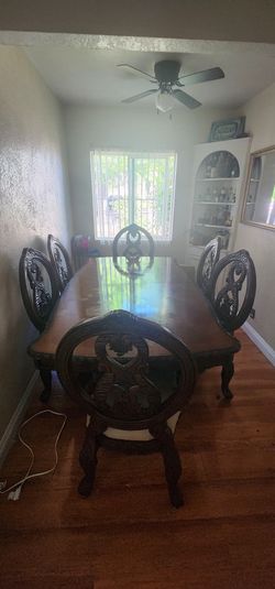 dinning room table