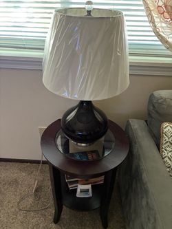 SAFAVIEH table lamps