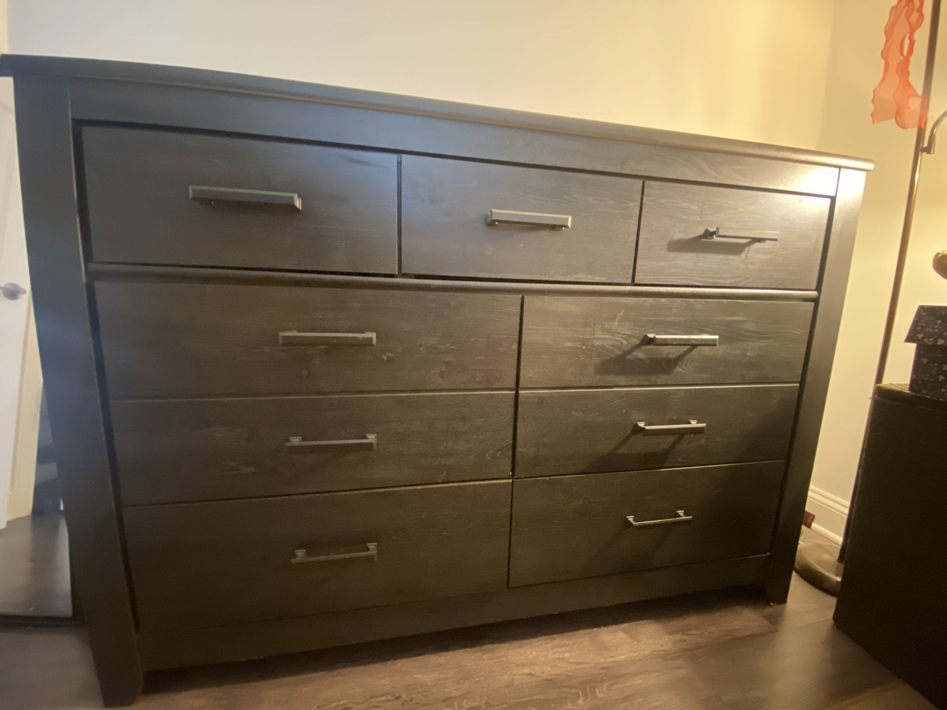 7-Drawer Dresser