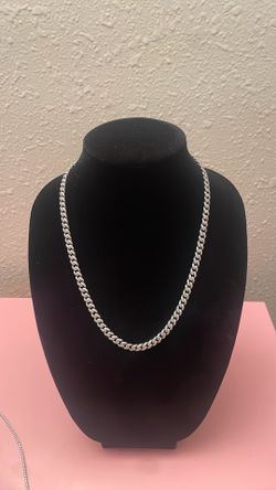 Chain necklace