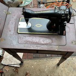 Singer Sewing Machine
