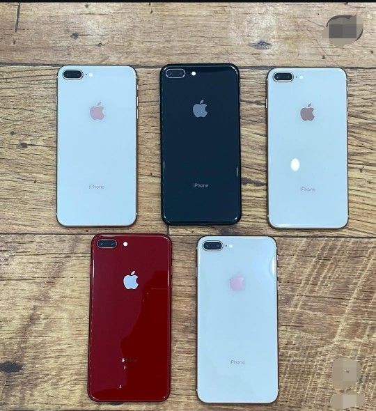IPhone 8 Plus Unlocked with Warranty 😊