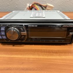 Alpine CDA-105 Car Stereo Receiver AM/FM/CD Player USB Dash MP3 WMA