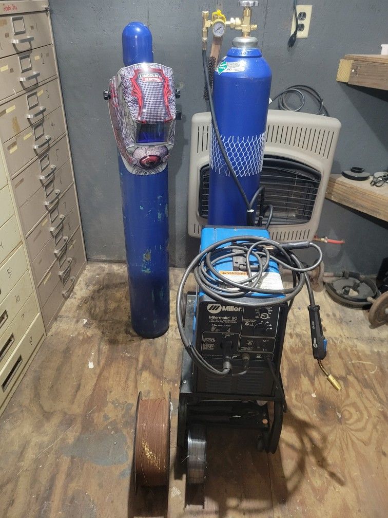 MILLERMATIC 90 MIG WELDING MACHINE W/LOTS OF EXTRAS