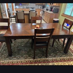 Dining Room Table N Chairs
