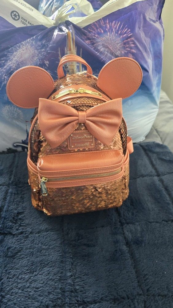 NEW Loungefly Disney Minnie Mouse Sequin Peach Punch Backpack Stunning SALE