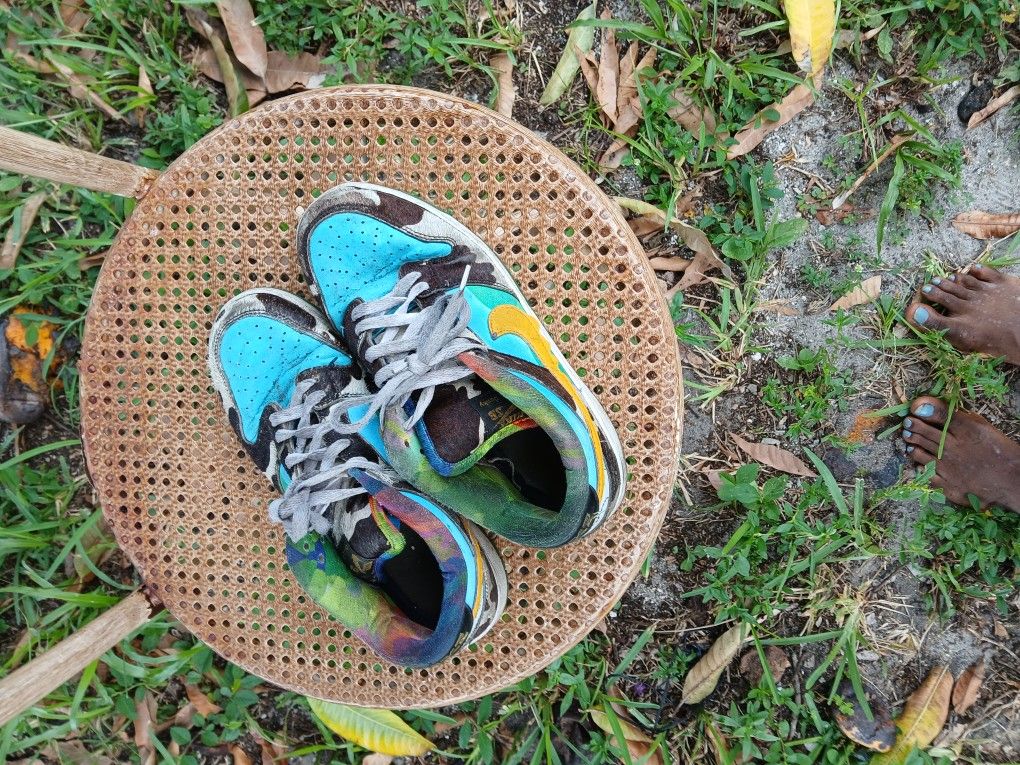 Nike Chunky Dunkies 7.5 Women