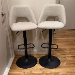 Swivel Adjustable Height Bar Stool