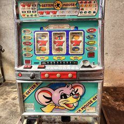 Getter Mouse Slot Machine 