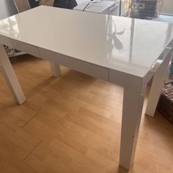 West Elm Parsons Desk, White, 2 drawers (FREE to pick up)