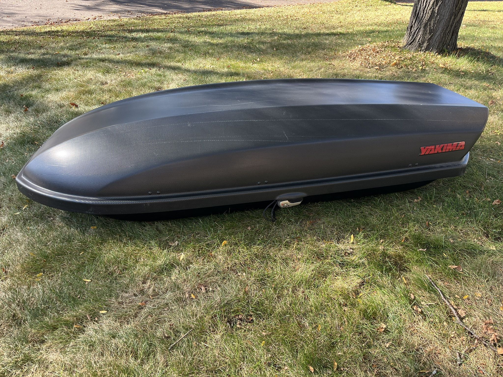 Car Roof Storage - Yakima SkyBox 18 Cartop Carrier