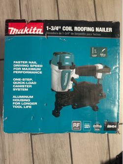 Makita Pneumatic 1-3/4 in. 15 Degree Coil Roofing Nailer