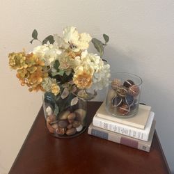 Just Made Floral Arrangement Vase Decor And Staging Books 