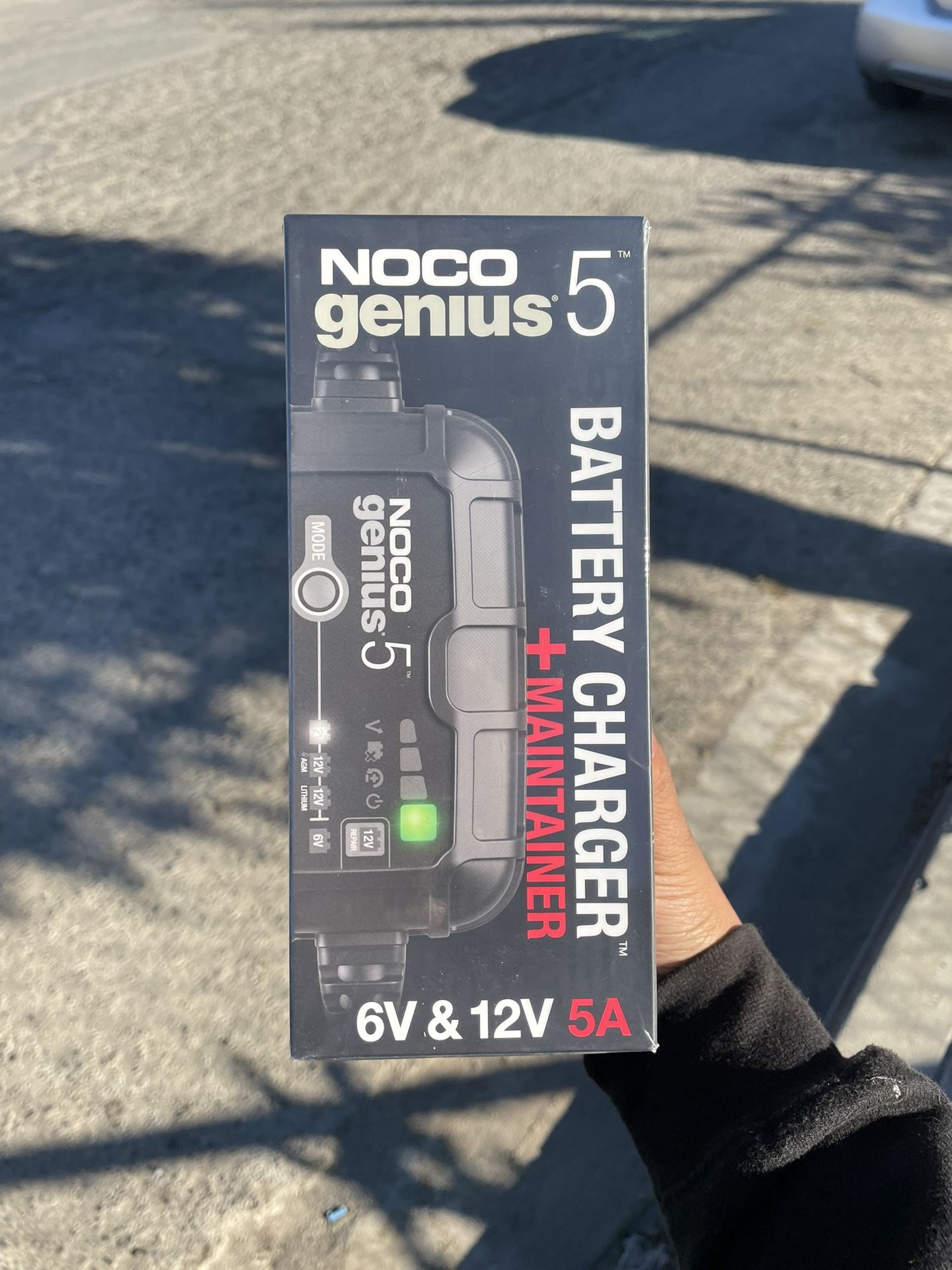 Noco Genius5 SEALED