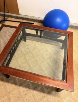 Ethan Allen Chair And Coffee Table