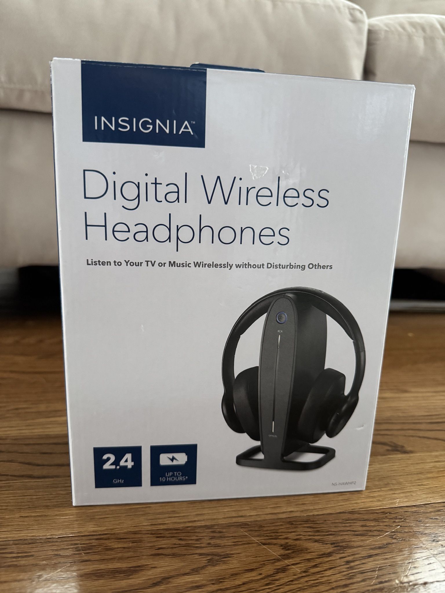 Insignia Digital Wireless Headphones Like new