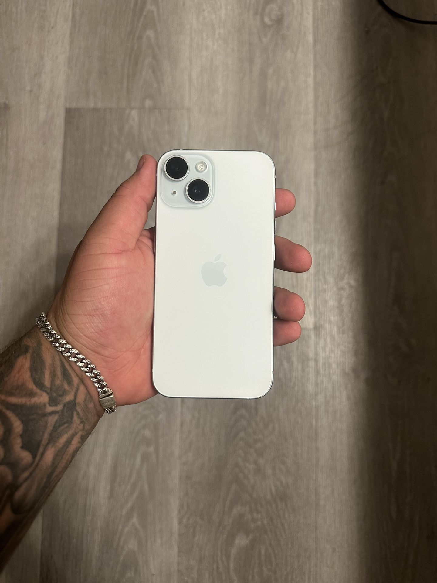 iPhone 15 [128 GB] Unlocked