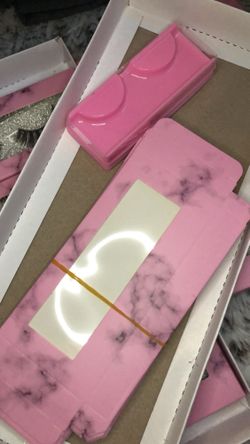 eyelash boxes