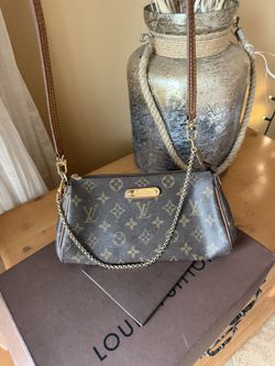 Louis Vuitton Eva Clutch