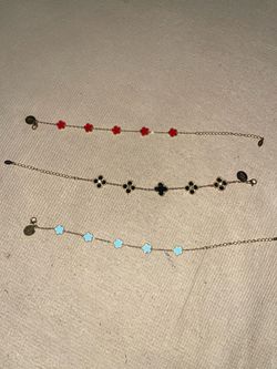 VANCLEEF CLOVER BRACELETS SERIOUS BUYERS ONLY