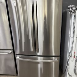 NEW GE FRENCH DOOR STAINLESS STEEL FRIDGE