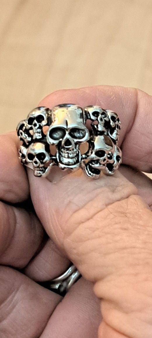 Chino Antrax Skull Ring