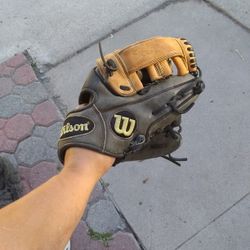 Wilson A1000 Baseball Glove
