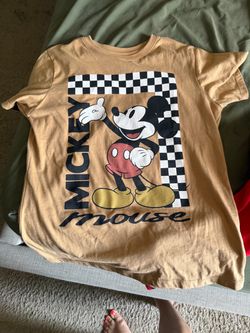 Boys cute Mickey Mouse T-shirt size large