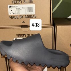 Yeezy Slides All size