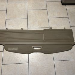 2008-2013 Toyota Highlander Retractable Cargo Cover OEM