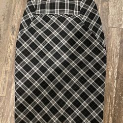 Size 2 Women’s Pencil Skirt