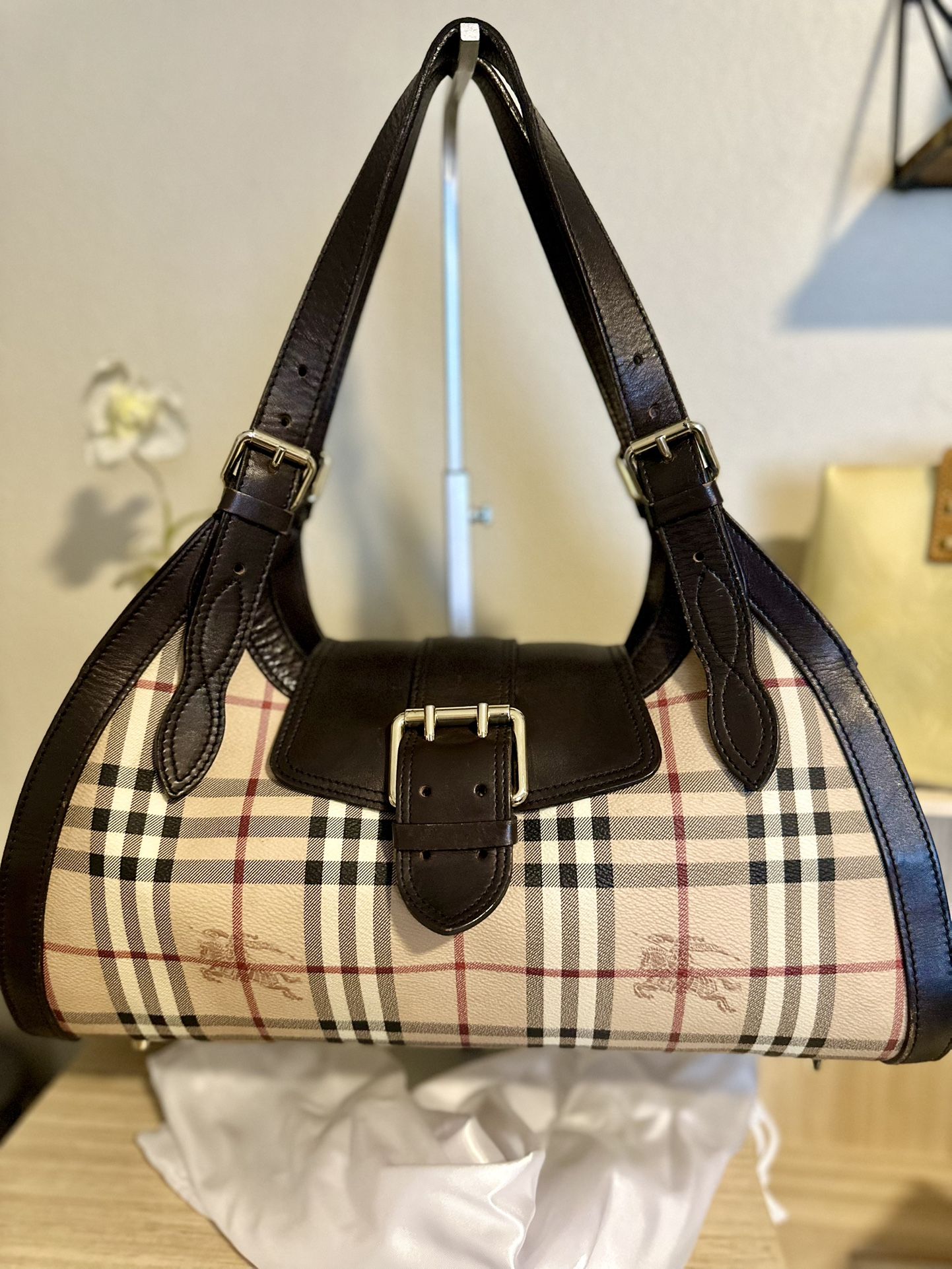 Authentic Burberry Nova Check Shoulder Bag PVC Leather