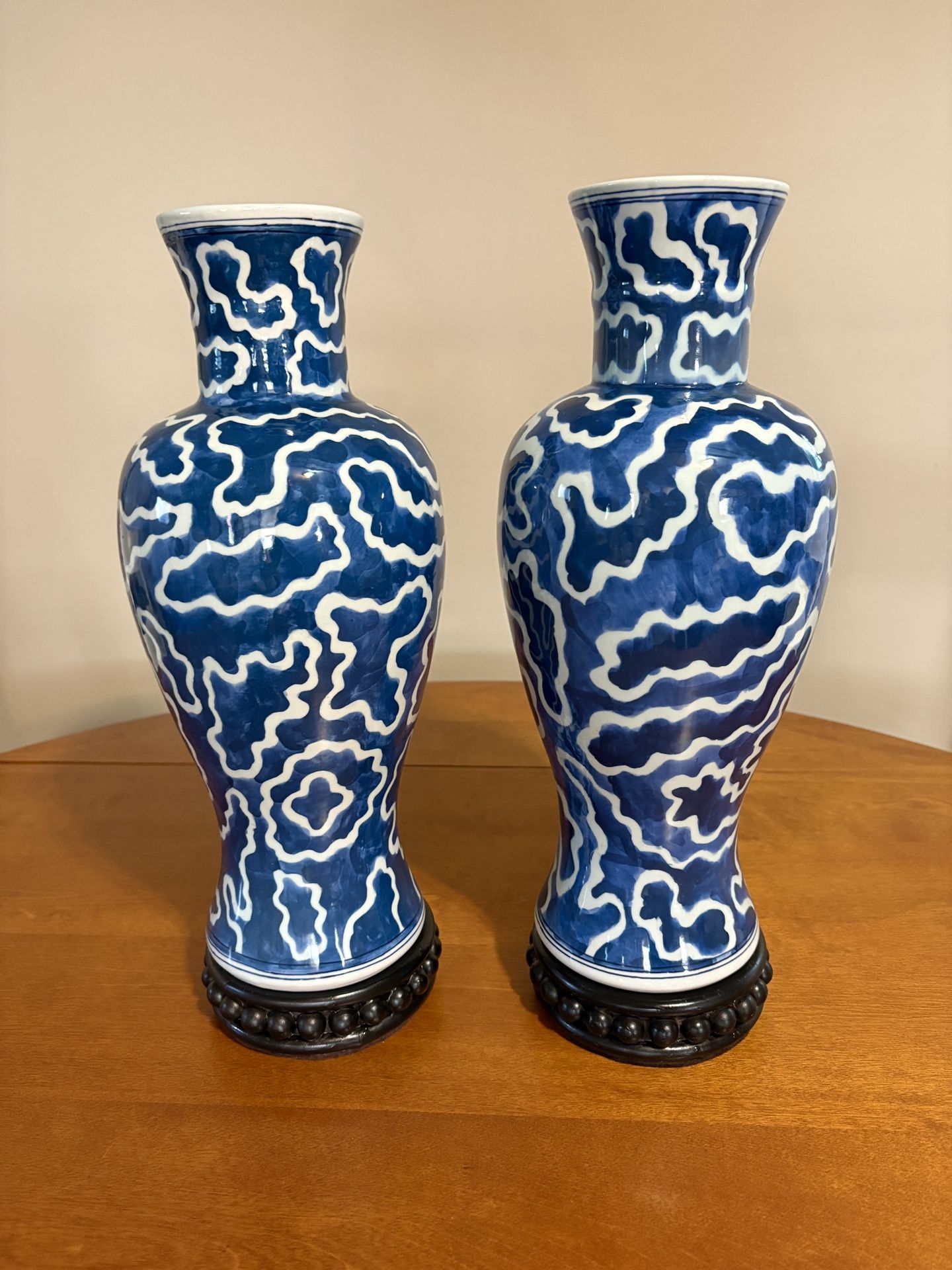 Matching Chinese Vases