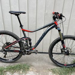 Giant Trance Full Suspension Mountain Bike Large 650b 27.5 Wheels Full Fox Shocks! SLX! Super Nice!