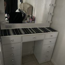 Vanity 