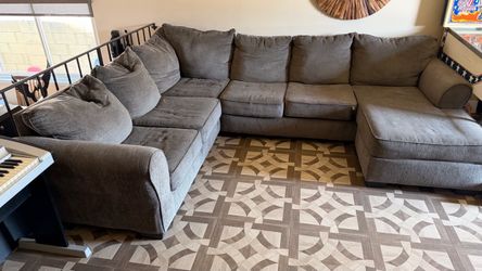 Free U Couch