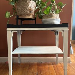 Entry / End Table