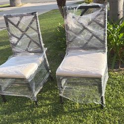 Safavieh BHUMI ACCENT CHAIR