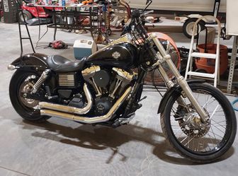 2015 Harley Davidson  Thumbnail