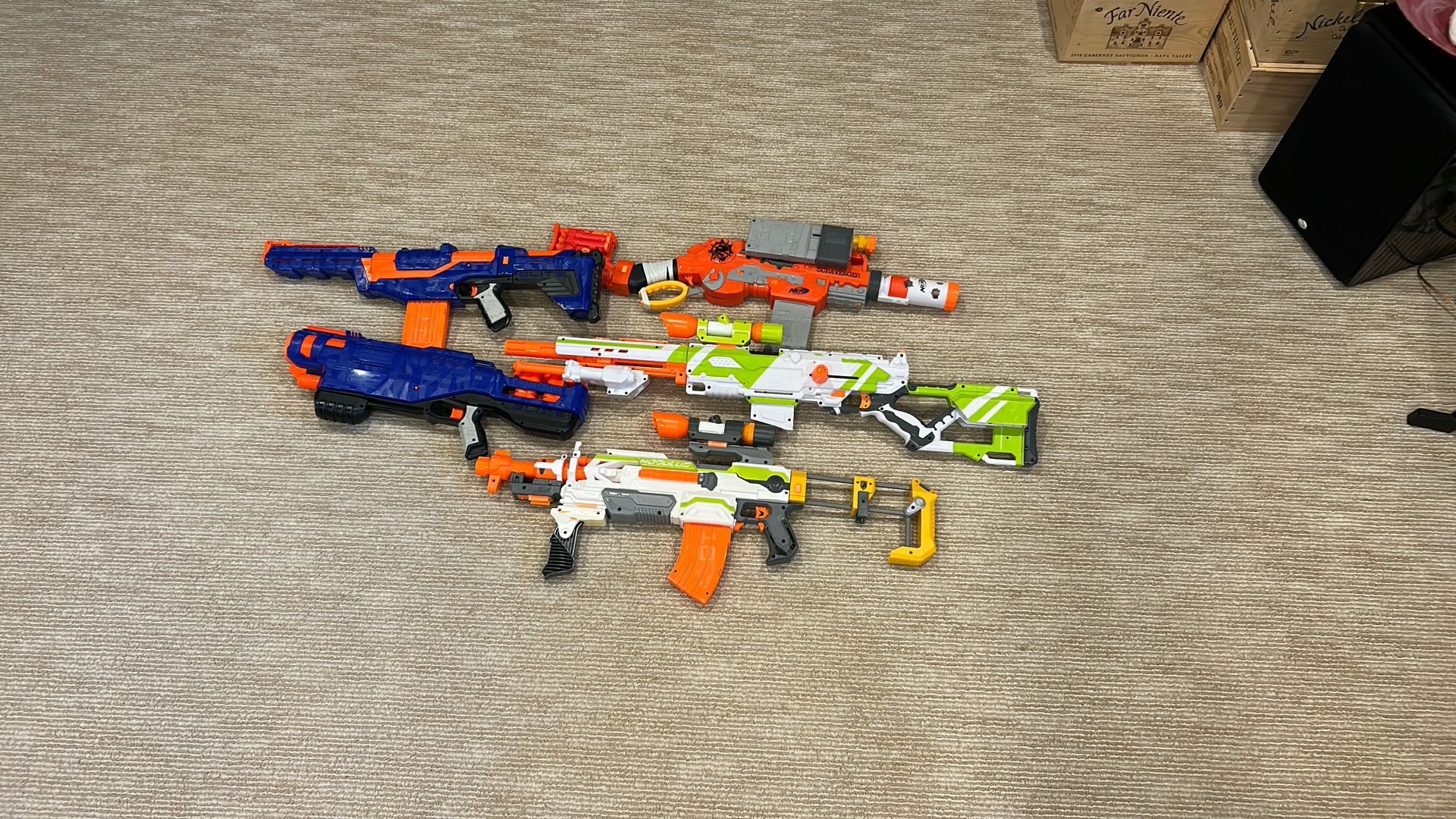 5 Huge Nerf Guns, Attachments Included