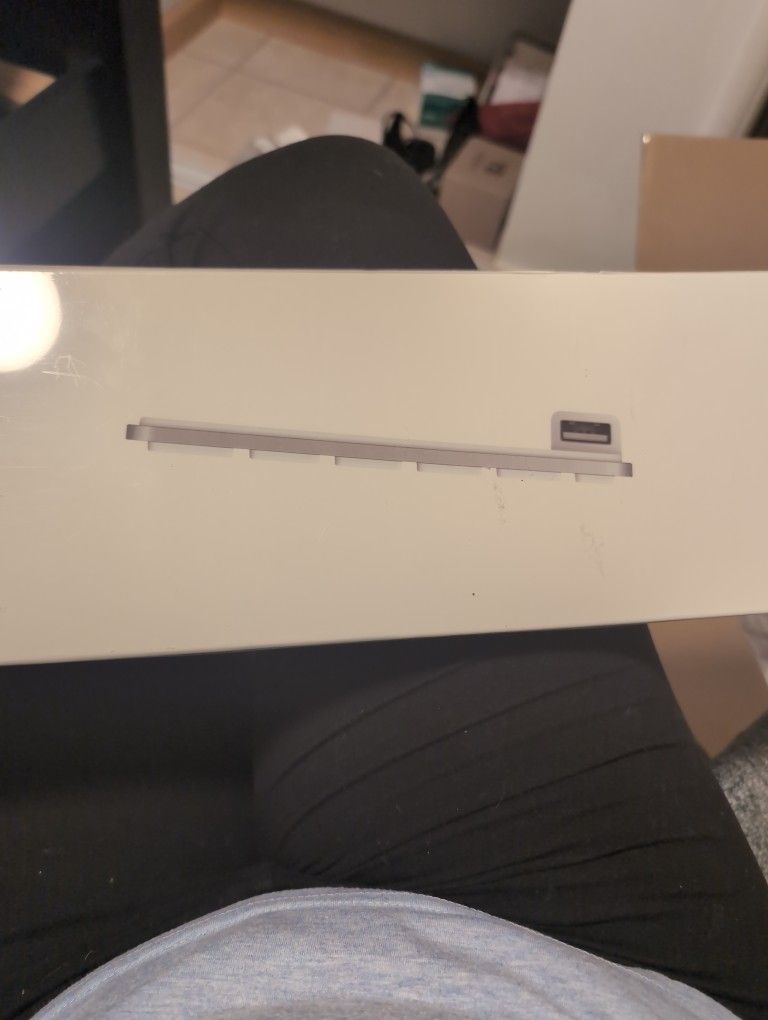 Unopened mb110ll/b apple keyboard